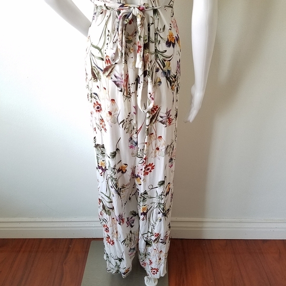 Dress Forum Floral Wrap V-Neck Wide-leg Jumpsuit Waist Tie Size Medium - Picture 10 of 14